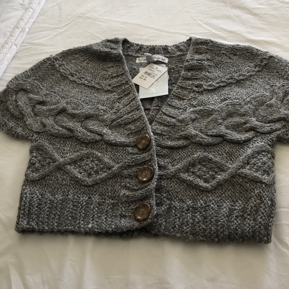 Nordstrom’s Short sleeve crop cardigan